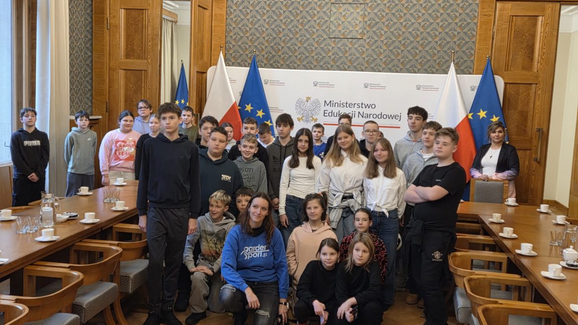 Zrozumieć budżet państwa i własne finanse: dwudniowa wycieczka do Warszawy w ramach programu „Lekcje o finansach”