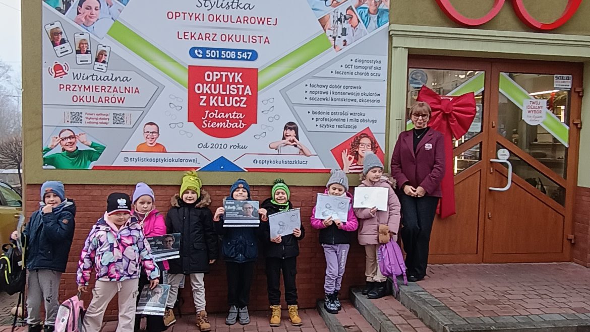 Pierwsza klasa na wycieczce w Kluczach